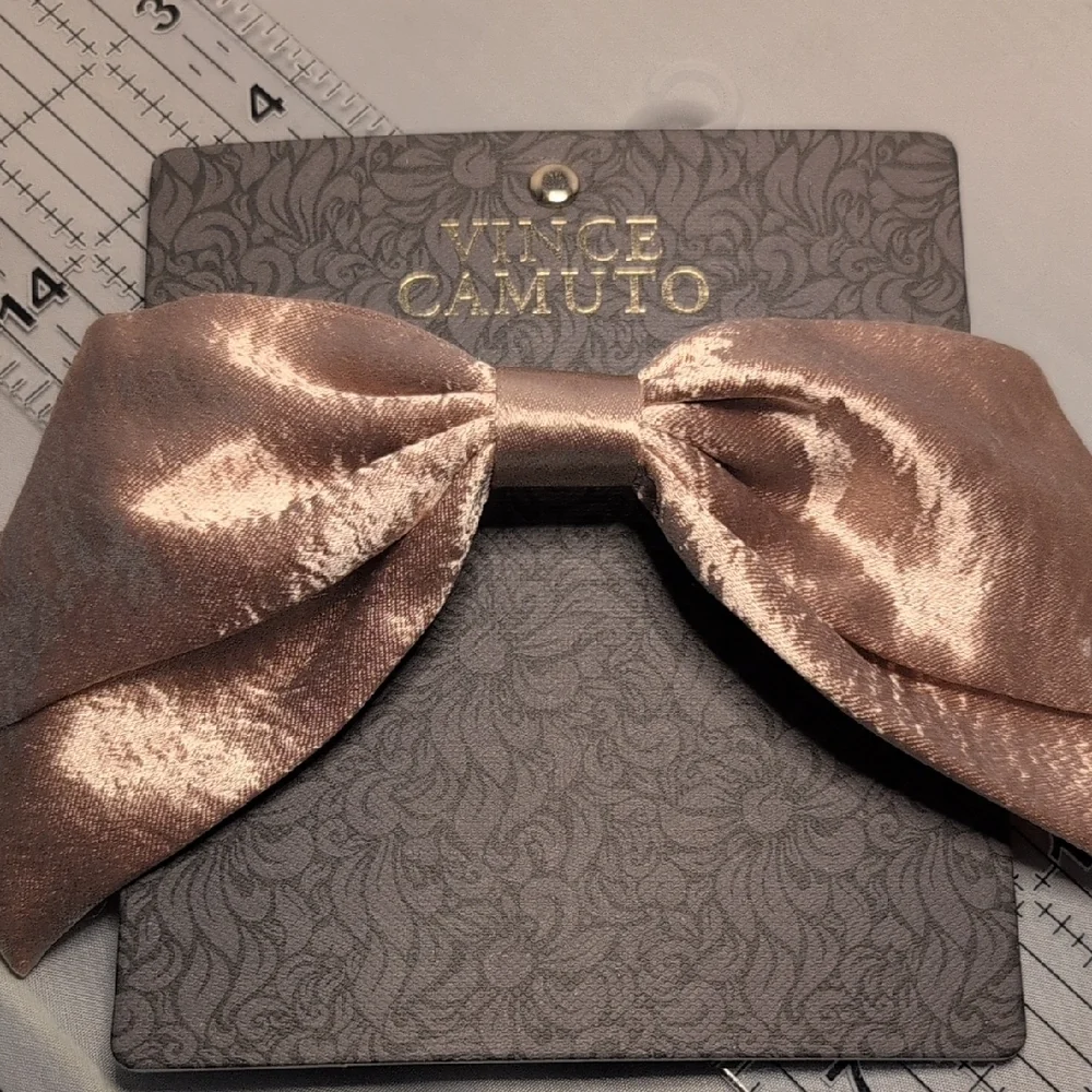 Vince Camuto Pink Bow Hair Accessory